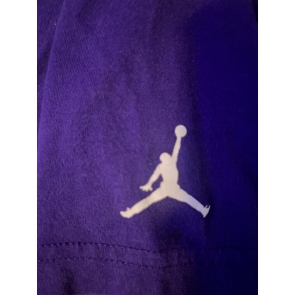 Nike & Jodan Air Purple T-Shirt Size Kids L - Picture 3 of 3